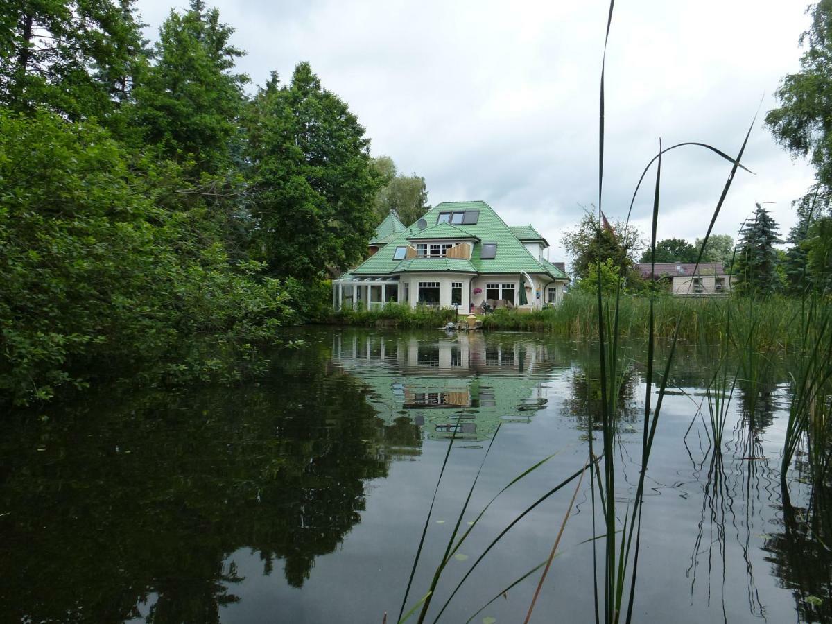 Moderne Maisonette-Wohnung Am Karpfenteich; Modern Apartment With View Of The Carp Pond Barmstedt Kültér fotó
